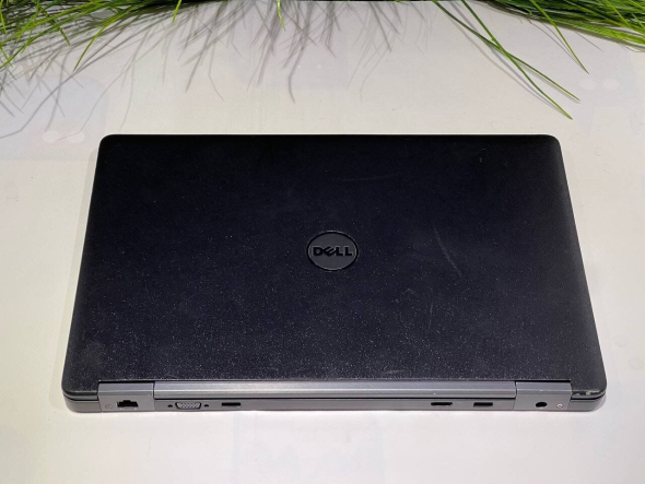 Ноутбук Dell Latitude E5550 / 15.6&quot; (1366x768) TN / Intel Core i5-4200M (2 (4) ядра по 2.5 - 3.1 GHz) / 8 GB DDR3 / 240 GB SSD / Intel HD Graphics 4600 / WebCam - 4